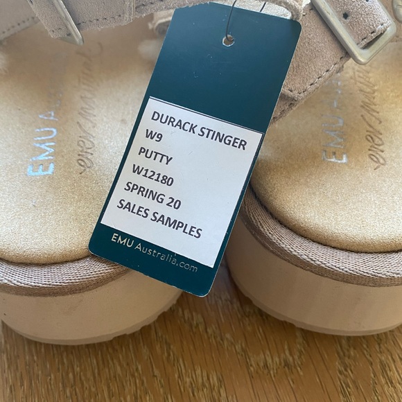 EMU Australia's Durack Stinger Sandals - Picture 6 of 7